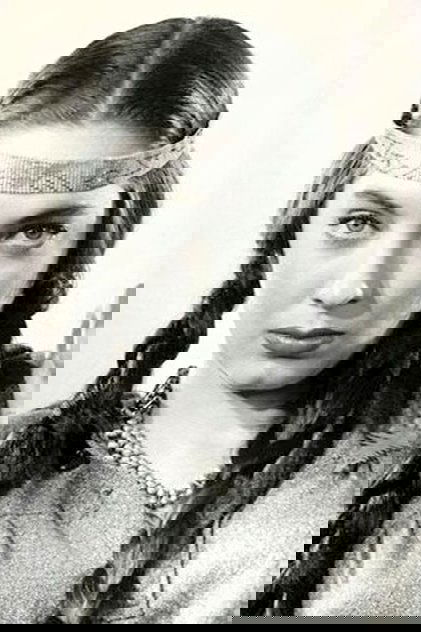 Elizabeth Threatt