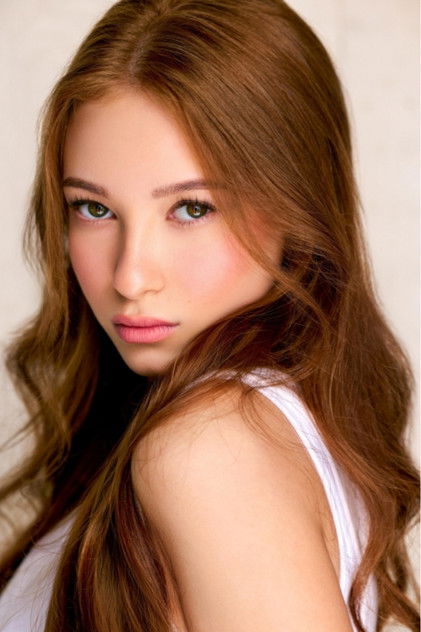 Caroline Elle Abrams