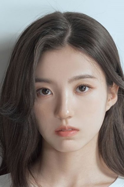 Kang Yeseo