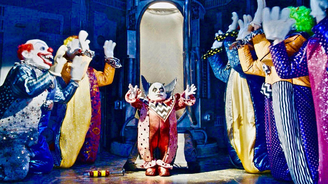 Aliens, Clowns & Geeks