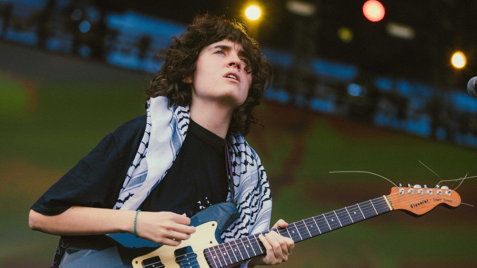 Sophia Chablau e Uma Enorme Perda De Tempo: Lollapalooza Brasil 2025