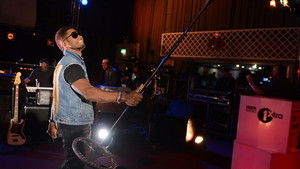 Usher (Live Lounge Special)