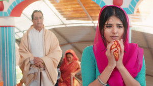 Khushi Stands By Baldev