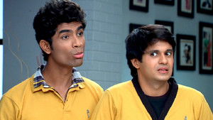 Sharad Stays With Ronnie Family