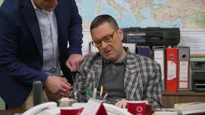 2180 Opravnano odsutni