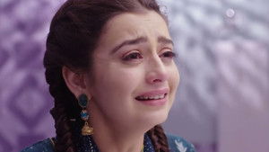 Paakhi Forced to Sign a Contract