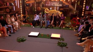 Una robusta placa de nominados