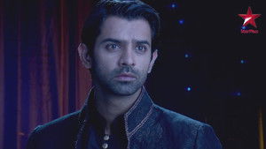 Arnav Performs With Khushi