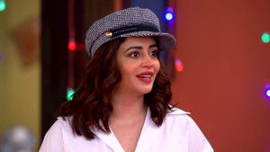 Everyone Pretend to be Thieves