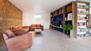 The Wirral: Floating Timber House