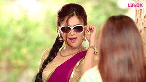 Surili Makes Rajni A Maid