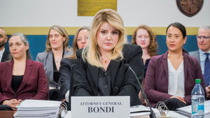 Bondi On the Hot Seat