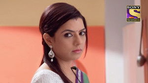 Dr. Mallika Complains About Nidhi