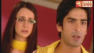 Samrat Refuses to Believe Sheena