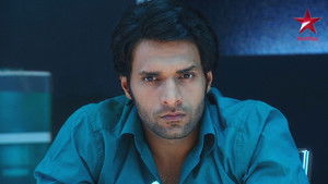 Son Trapped in Gambling Drama