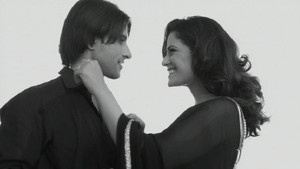 Jassi Attends Armaan's Party