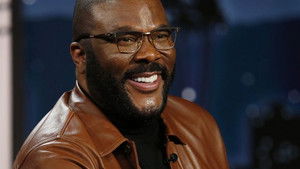 Tyler Perry, Usher, Ari Lennox