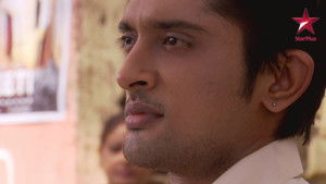 Khushi Reaches Arnav's Office