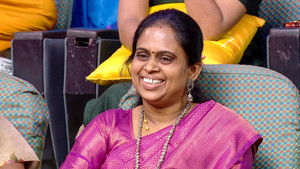 Sisters Debate Over Mother