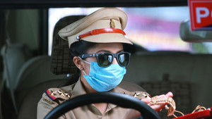 Fake Maddam Sir In Action