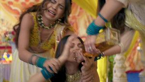 Raavi Gets Intoxicated