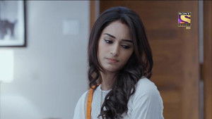 Ishwari Yells At Sonakshi