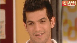 Mayank Challenges Nupur!