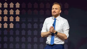 Episode 32 - Should Refugees Be Given Priority For Housing?