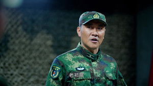 Xia Zhuo and Yi Zimeng Escape the Cave Depot