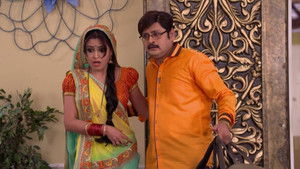 Happu Ask Vibhuti For a Share In The Treasure