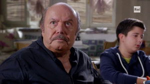 Lorenzo on the grill / Alarm raised