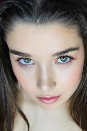 Chloe Lapiedra