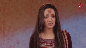 Khushi Pokes  Arnav