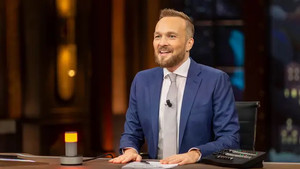 Episode 36 - What should you wear in the House of Representatives?