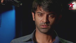 Arnav Kidnapped, Held Hostage