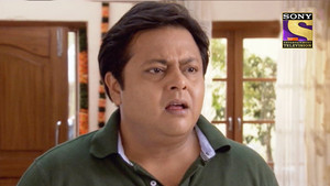 Nidhi Gets Emotional