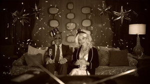 Resolutions of the Undead