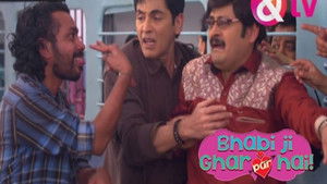 Vibhuti and Manmohan Miss The Train to Nainital