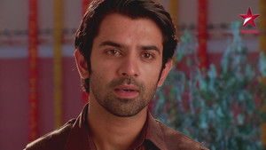Arnav Saves the Wedding