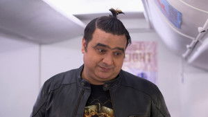 Vibhuti and Manmohan’s Sit Next to Each Other's Wives