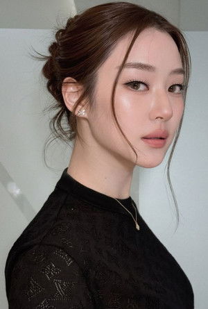 Natsha Taechamongkalapiwat