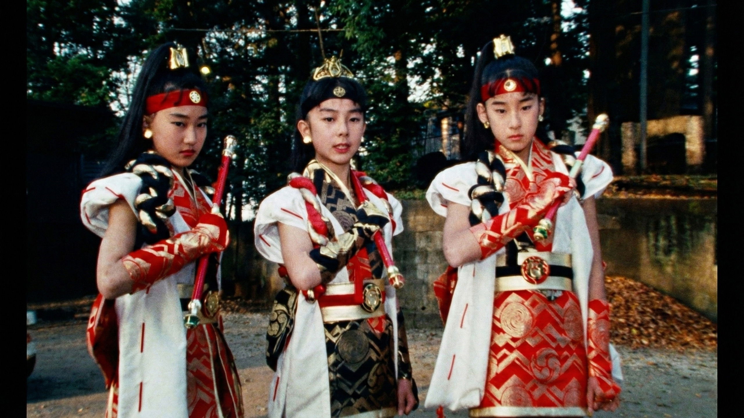 Keeping-Words Sisters Chouchoutrian