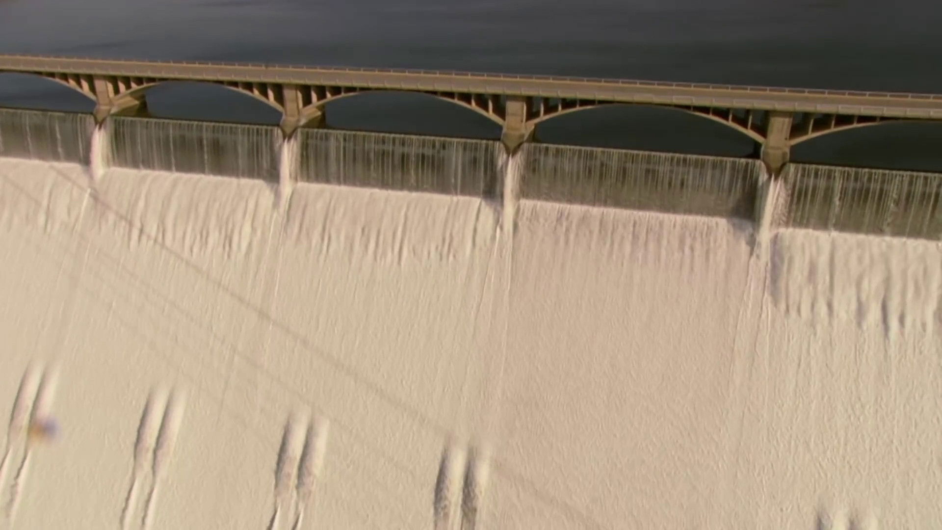 Grand Coulee Dam: A Man-Made Marvel
