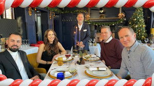 Baroque flair at the "Kobalt Club Royal" with Christmas spirit