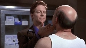 Big Hand for the Little Lady