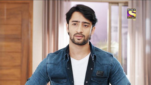 Vicky's Son Steals Suhana's Lunchbox