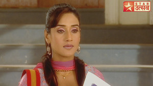 Mayank Makes Nupur Cry