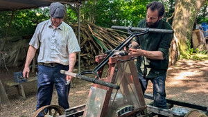 Kent - A Record-Breaking Pump Trolley Gets Back on Track