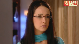 Mayank Consoles Gunjan