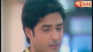 Abhimanyu Advises Riddhima